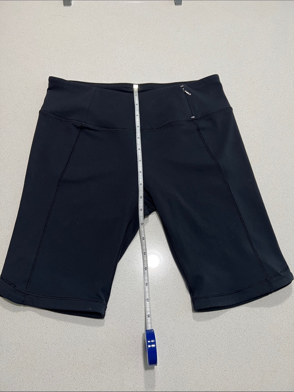 Calia by Carrie Underwood bike shorts in Black. Sz Medium. 9” rise, 9.5” inseam - Picture 3 of 7